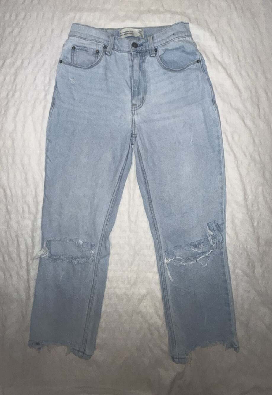 Abercrombie & Fitch A&F Mom Jeans High Rise Distressed Light Wash